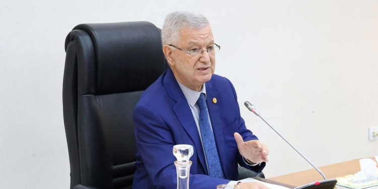 البرلمان يؤجل اختتام الدورة البرلمانية العادية