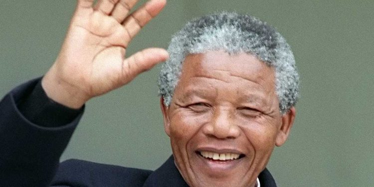 في ذكرى مانديلا…صوت إفريقيا الداعم لحركات التحرر في العالم