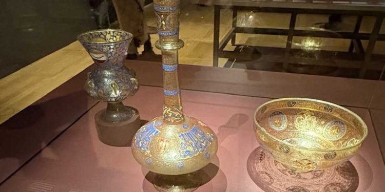 متحف اللوفر يحتفي بالمماليك