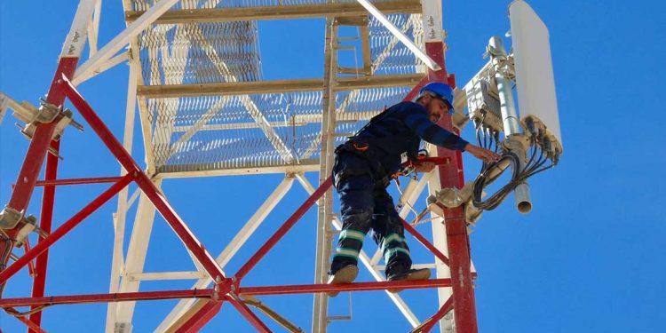 في قمة الاتصال…مصور جزائري ضمن الأفضل عالميًا