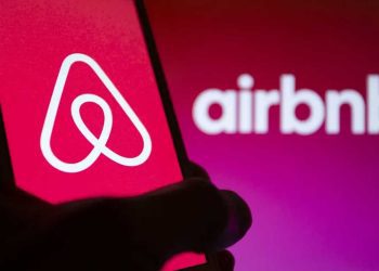 Airbnb تزيل الإشارة للمغرب من الصحراء الغربية المحتلة