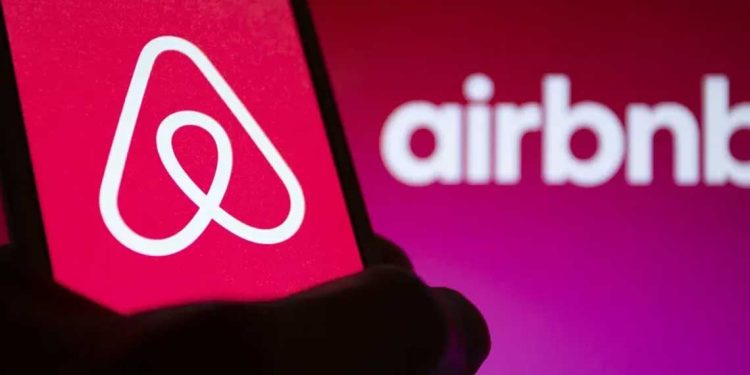 Airbnb تزيل الإشارة للمغرب من الصحراء الغربية المحتلة