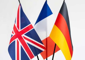 الترويكا الأوروبية تُفعّل آلية إعادة فرض “العقوبات” على إيران