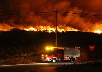 إسبانيا تعلن “مناطق منكوبة” بعد حرائق غابات هي الأعنف منذ عقود