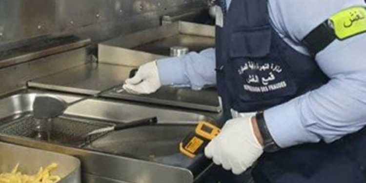 حملات رقابية مكثفة لضمان سلامة الأغذية خلال موسم الصيف