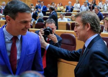 زعيم المعارضة الإسبانية ينتقد سانشيز بشأن علاقات إسبانيا مع الجزائر