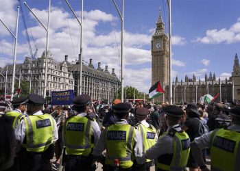 لندن تشهد أكبر حملة اعتقالات منذ عقد خلال مظاهرات دعم فلسطين