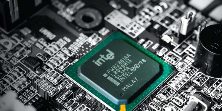 مخاوف عالمية…واشنطن تضع يدها على شركات الرقائق