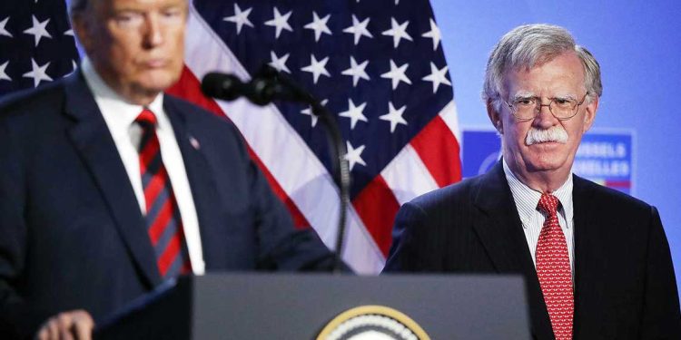 الـ FBI يفتش منزل جون بولتون بسبب وثائق سرية