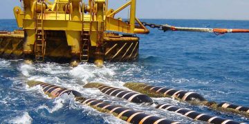 مشروع “ميدلينك” لربط الجزائر وإيطاليا كهربائيًا…الاتحاد الأوروبي يمنح الضوء الأخضر