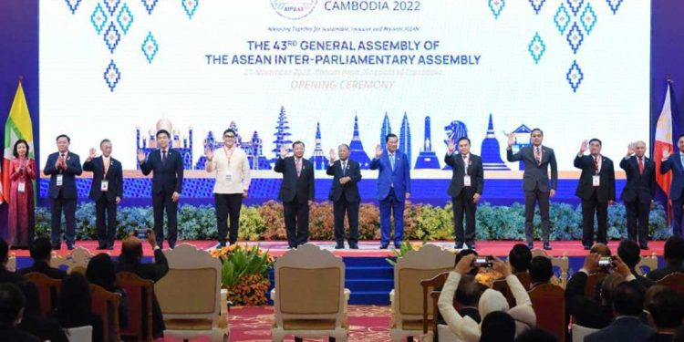 آسيا…الجزائر تنضم إلى الأيبا AIPA كعضو ملاحظ