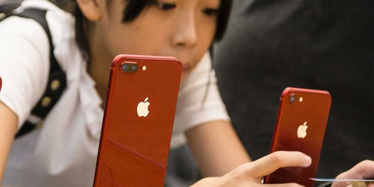 آيفون 17 يبدأ مبيعاته بقوة في السوق الصينية