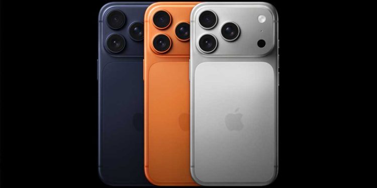 آيفون 17 يصل إلى روسيا وسط إقبال كبير