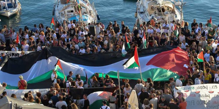 إيطاليا وإسبانيا تنشر سفن عسكرية لدعم أسطول الصمود الدولي