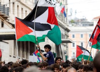 إيطاليا…إضرابات احتجاجًا على حرب الابادة في غزة