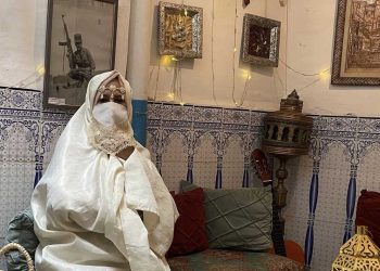 الحايك الجزائري … رمز الأصالة والحياء في الزي التقليدي