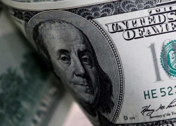 الذهب يواصل مكاسبه والدولار يتراجع بفعل ضعف بيانات العمل الأمريكية