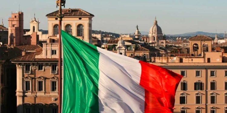 إيطاليا ترفض مرور أسلحة إلى “إسرائيل”