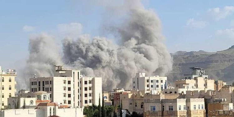 اليمن…عدوان إسرائيلي والدفاعات تتصدى للطائرات المعادية
