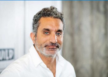 باسم يوسف يعود للشاشة المصرية بعقد ضخم لتقديم برنامج تلفزيوني جديد