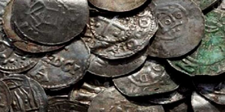 بجاية…العثور على قطع نقدي تعود إلى عصور قديمة