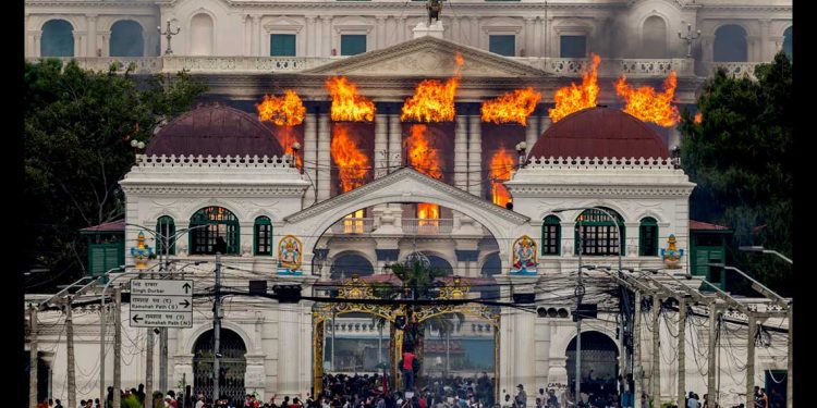 الجيش يتدخل في كاتماندو…هل هي ثورة جيل Z في النيبال ؟