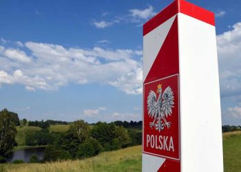 بولندا تغلق مجالها الجوي مؤقتًا إثر ضربات روسية على أوكرانيا