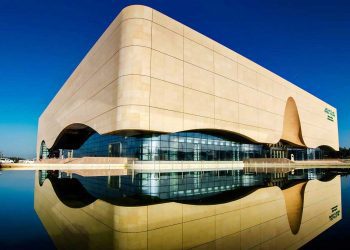 أوبرا الجزائر تحتضن مهرجان الموسيقي الإفريقية