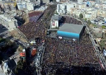 حضور حاشد للذكرى الأولى لاستشهاد القادة