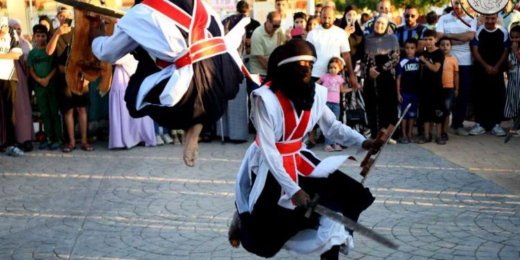 رقصة السيف وخيمة الشاي..نافذة على حضارة التارقي العريقة