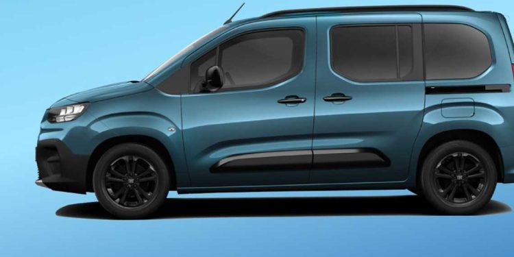 ستيلانتيس الجزائر تعقد شراكة مع “إيدينات” لتجهيز سيارات الأجرة بأنظمة ذكية