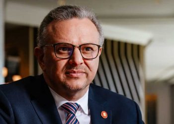 من هو أبو تيفاني ؟… صفة غير رسمية لمسعد بولس وسط تحركاته في إفريقيا وليبيا