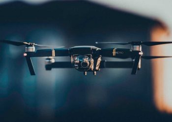 طائرات مسيرة مجهولة تزرع الرعب في أوروبا