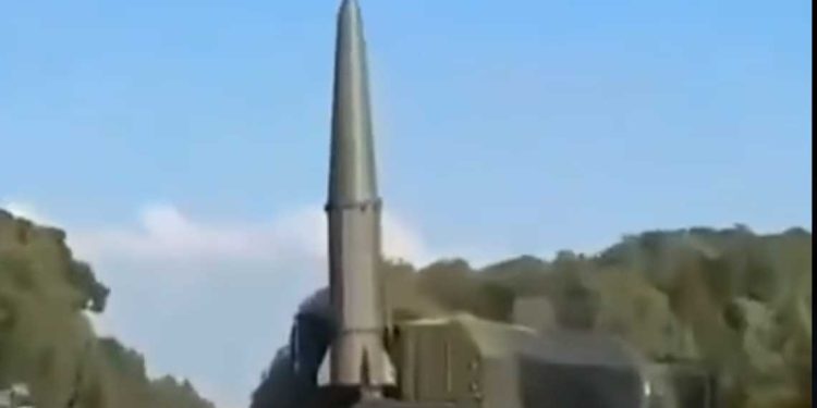 ظهور صواريخ إسكندر على الحدود البولندية