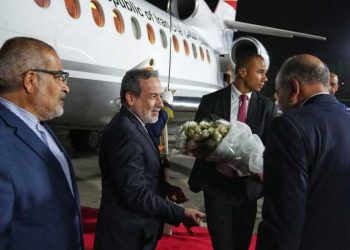 في إطار جولة دبلوماسية بشمال أفريقيا ….عراقتشي في تونس لتعزيز العلاقات الثنائية