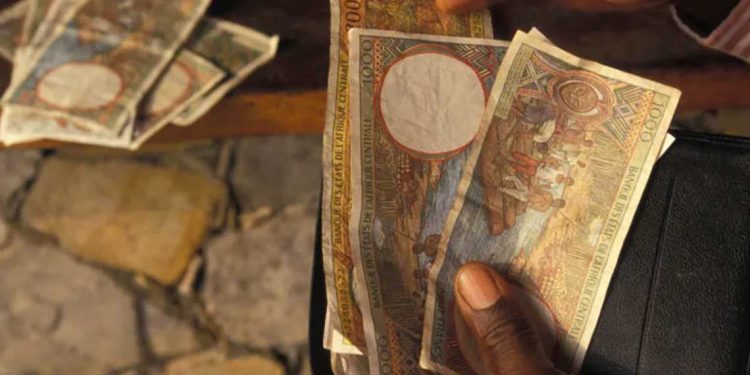 فرانس افريك… شبكة النفوذ التي تكبل إفريقيا