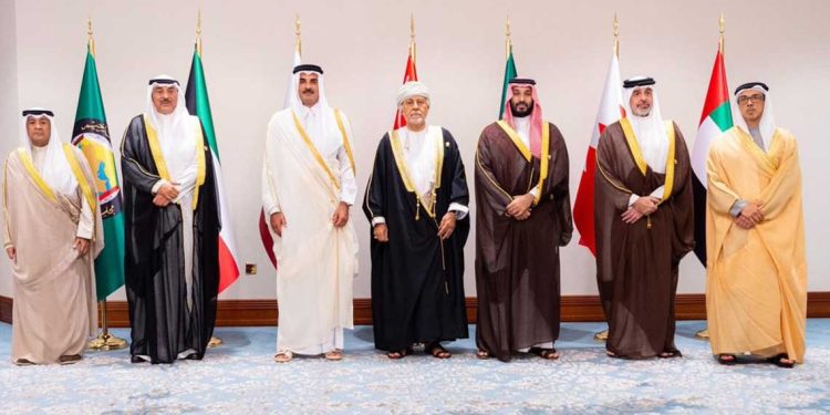 قادة الخليج يعلنون اجتماعاً طارئاً لمجلس الدفاع المشترك