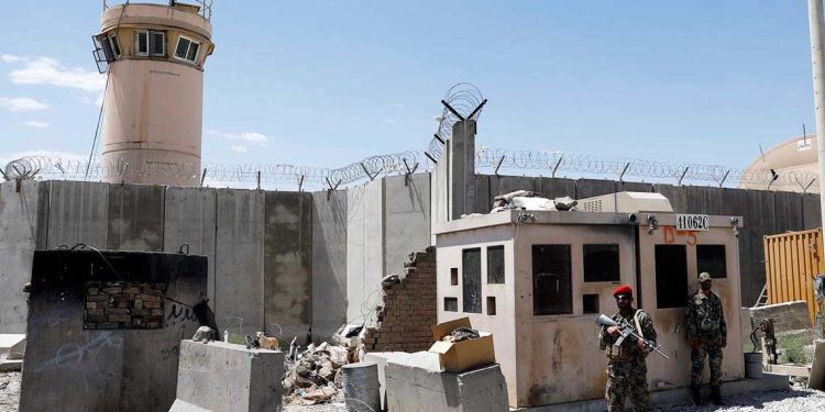 ترامب يعلن سعيه للعودة لأفغانستان