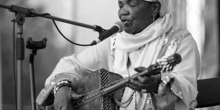 لندن تكرم أسطورة القمبري الجزائرية حسنة البشارية