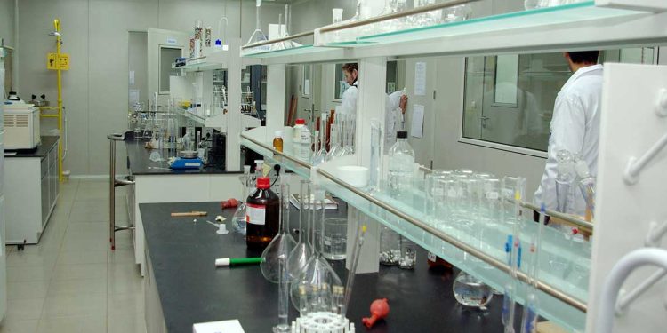 الجزائر…قيمة الأدوية المنتجة محليًا بلغت 792.6 مليون دولار