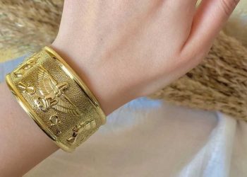 مصر تكشف سر إختفتاء سوار ذهبي فرعوني