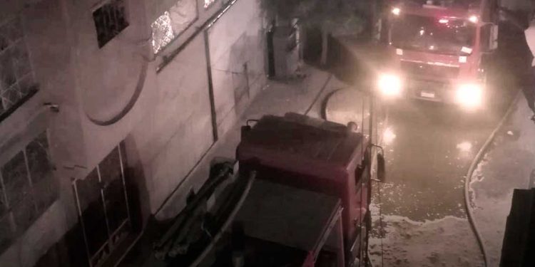 مصر…حريق ضخم يضرب مصنعاً للملابس بالمحلة الكبرى