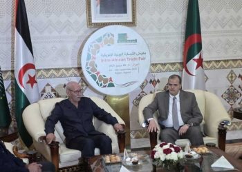 الرئيس الصحراوي في الجزائر للمشاركة بمعرض التجارة البينية الإفريقية