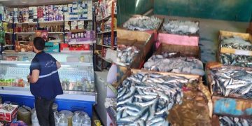 معسكر…إتلاف مئات الكيلوغرامات من المواد الفاسدة