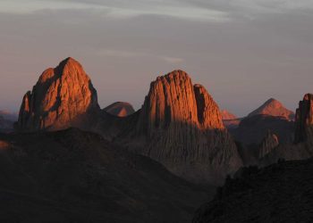 مع اقتراب موسم السياحة الصحراوية في الجزائر…ما الذي ينتظره الزوار؟