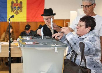 مولدوفا تصوّت في انتخابات برلمانية مفصلية بين أوروبا وروسيا