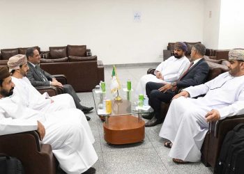 وفد من مجلس الشورى العماني بالجزائر