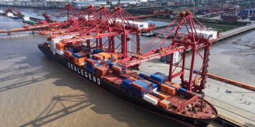 يربط الصين بأوروبا،…اول رحلة شحن بحرية عبر القطب الشمالي