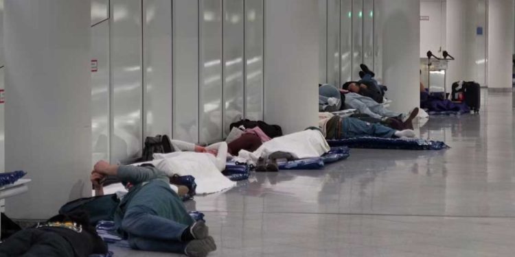 حادثة مطار ميونيخ…تعليق الرحلات بسبب رصد طائرات مسيرة