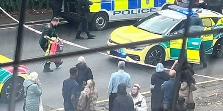 بريطانيا…حادثة طعن في كنيس يهودي تزامنًا مع يوم الغفران